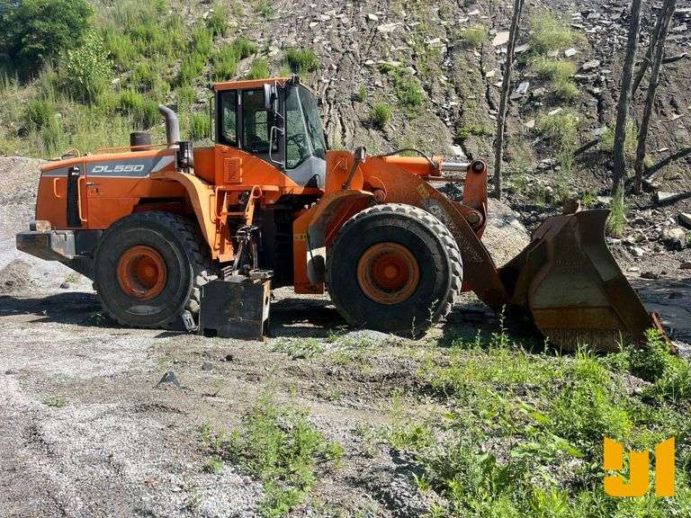2017 DOOSAN DL550-5 WHEEL LOADER SN: CWLBL-010043