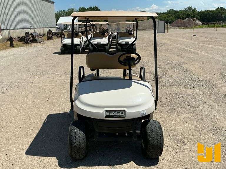 2018 EZ GO TXT GOLF CART SN: 3352195