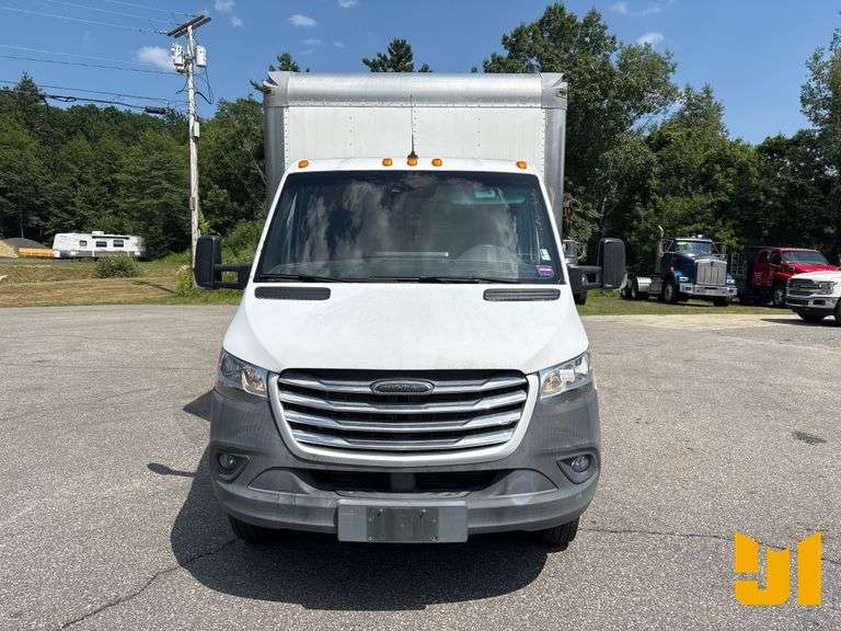 2019 FREIGHTLINER SPRINTER SPRINTER VAN VIN: WDPPF4CD8KN041347