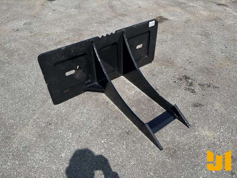 UNUSED ROCK DIGGER SKELETON STUMP BUCKET