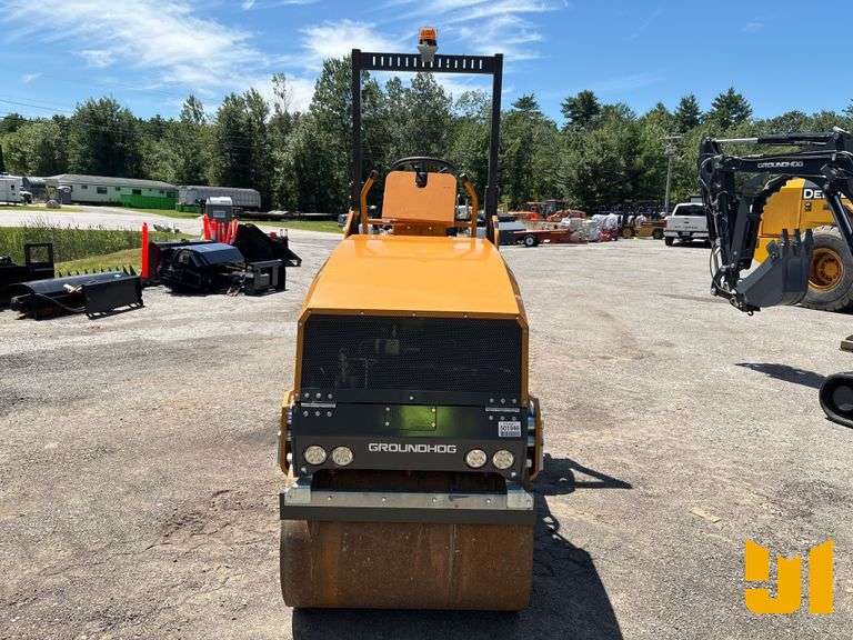 2025 GROUNDHOG RH24D TANDEM VIBRATORY ROLLER
