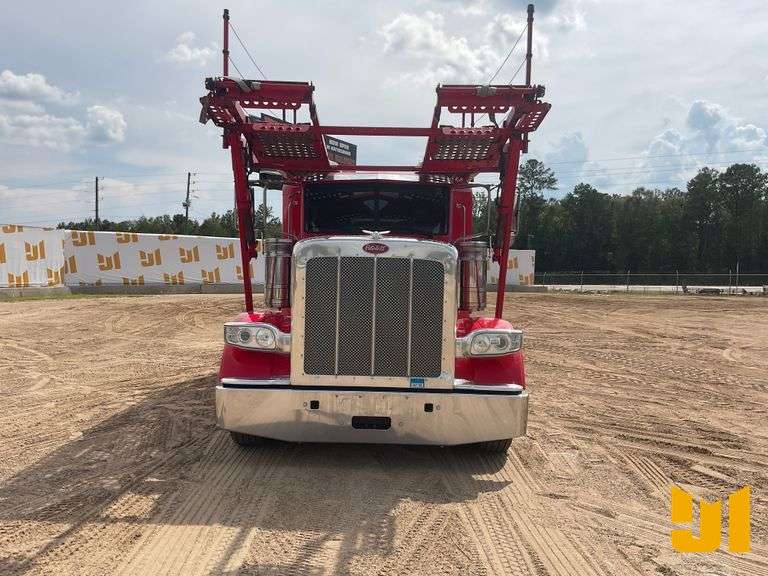 2017 PETERBILT 389 T/A CAR HAULER TRUCK VIN: 1NPXDP9X3HD369380