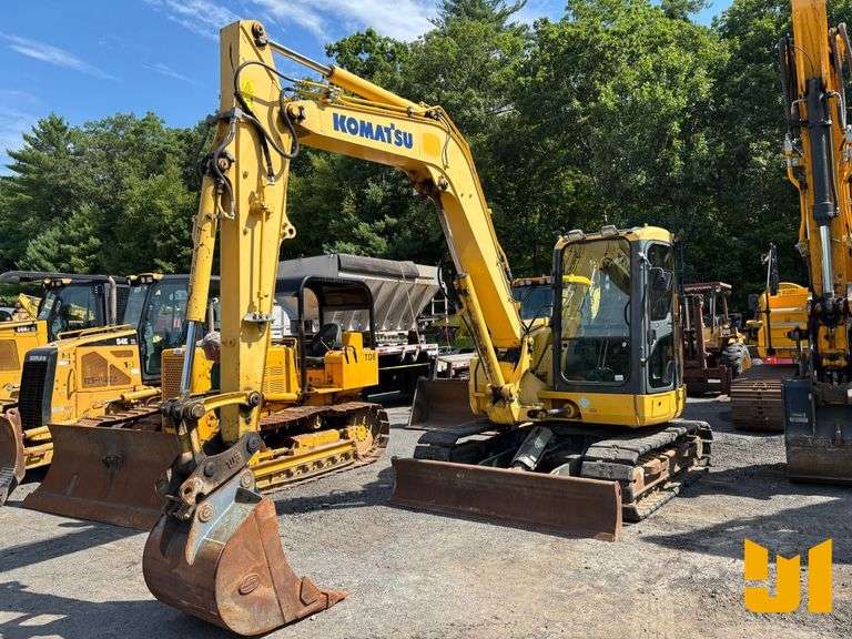 2014 KOMATSU PC88MR-8 HYDRAULIC EXCAVATOR SN: MTCPC249L01007153