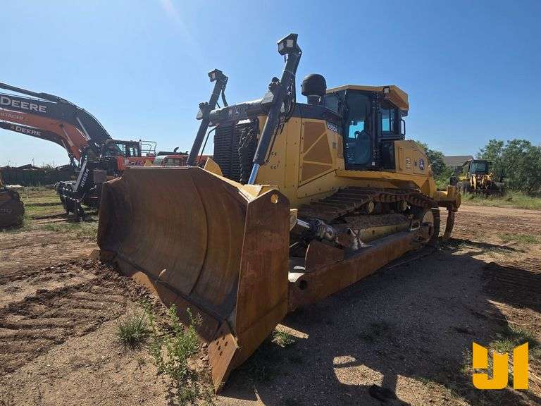 2019 DEERE 1050K CRAWLER TRACTOR SN: 1T01050KVJF340009