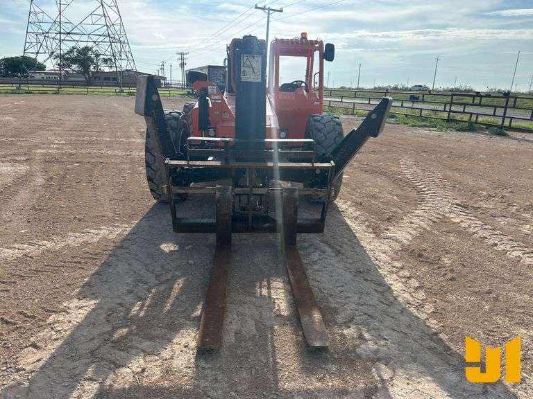 2018 JLG 10054 10000 LB TELESCOPIC FORKLIFT SN: 0160091148