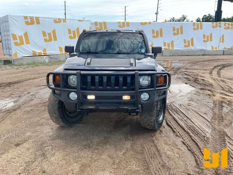 2007 HUMMER H3 VIN: 5GTDN13E178213026 4WD
