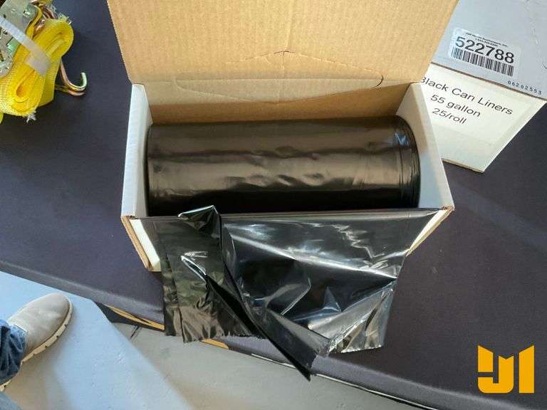 UNUSED CAN LINERS