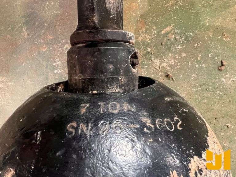 JOHNSON SN: 96-3602 HEADACHE BALL