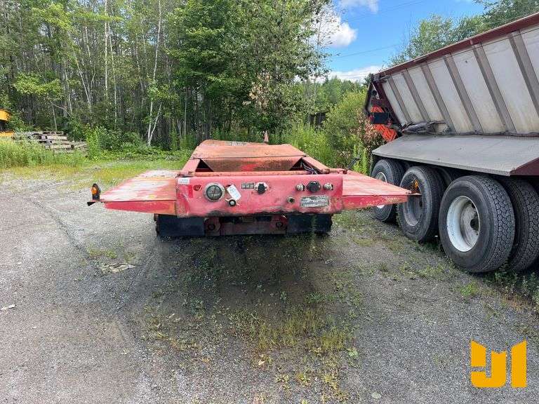 2005 TALBERT DW3511RG1 T1 RP HYDRAULIC RGN LOWBOY TRAILER VIN: 40FS0523951024616