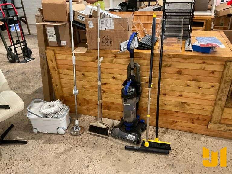 EUREKA  POWER SPEED VACUUM