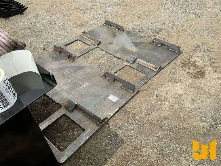 UNUSED SKID STEER FRAME W/ GUARD, 5/16" MOUNTING PLATE