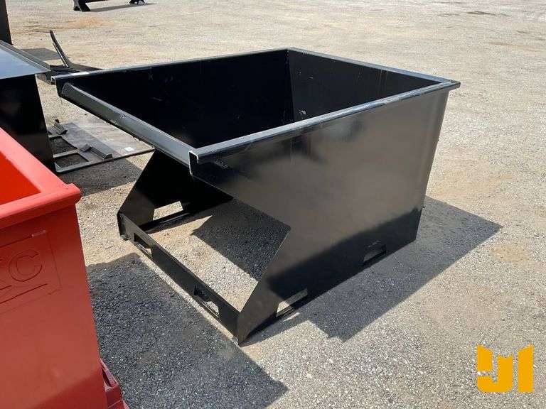 UNUSED STANDARD DUTY 1.5 CY CAPACITY DUMPING HOPPER