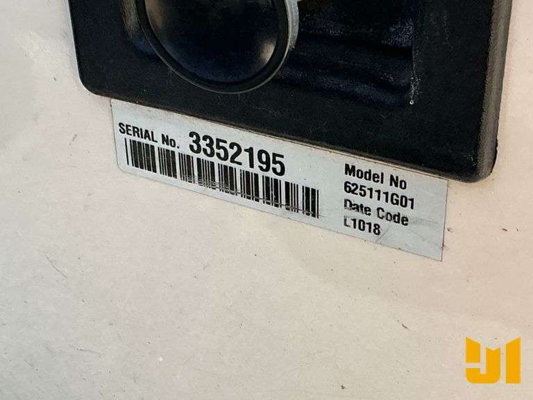 2018 EZ GO TXT GOLF CART SN: 3352195