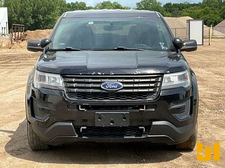 2016 FORD EXPLORER VIN: 1FM5K8AR0GGD16555 AWD