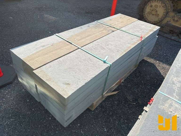 PALLET OF BLUE STONE PAVERS