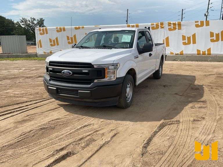 2019 FORD F-150 XL EXTENDED CAB 4X2 PICKUP VIN: 1FTEX1C56KKD52036