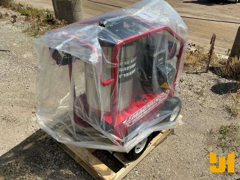UNUSED 2025 EASY-KLEEN MAGNUM GOLD 4000 PRESSURE WASHER SN: 252659