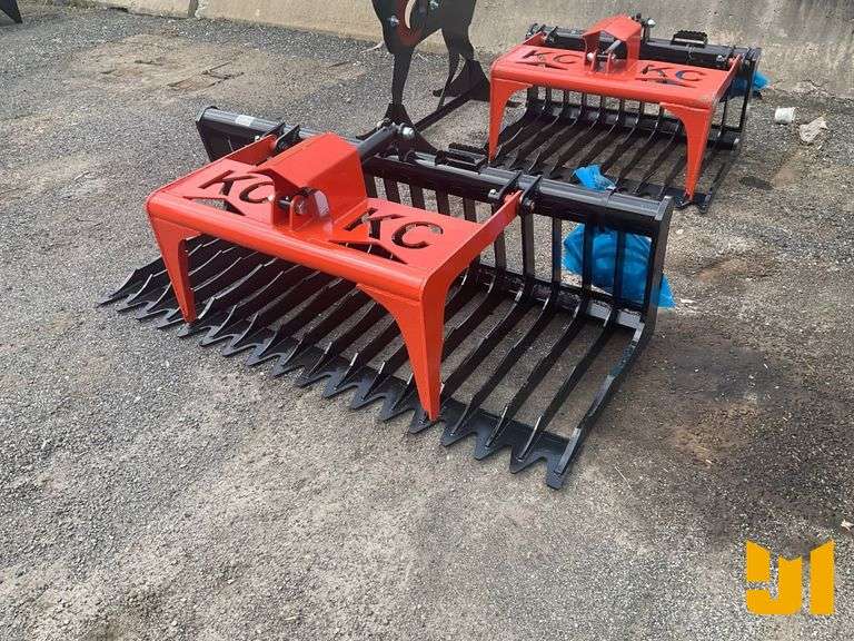UNUSED SINGLE CYLINDER SKELETON GRAPPLE BUCKET 76 INCH
