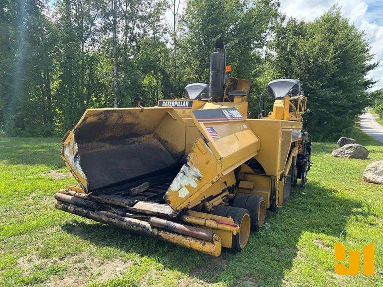 2006 CATERPILLAR AP-1000D RUBBER TIRE PAVER  SN: CATAP100AEAD00122