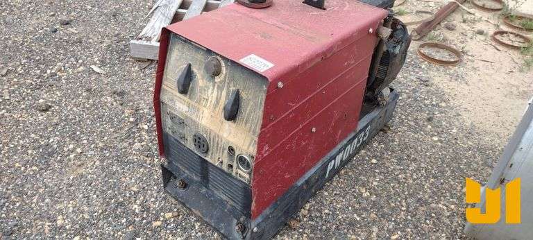 LINCOLN  RANGER 8 WELDER
