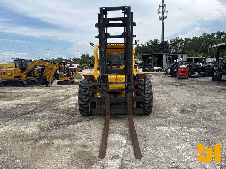 2017 SELLICK S60J4E-1 6000LBS  ROUGH TERRAIN FORKLIFT SN: 10210795S6J4E-1