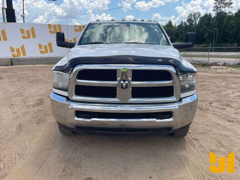 2015 RAM 3500HD SLT S/A UTILITY TRUCK VIN: 3C7WRSAL7FG606486
