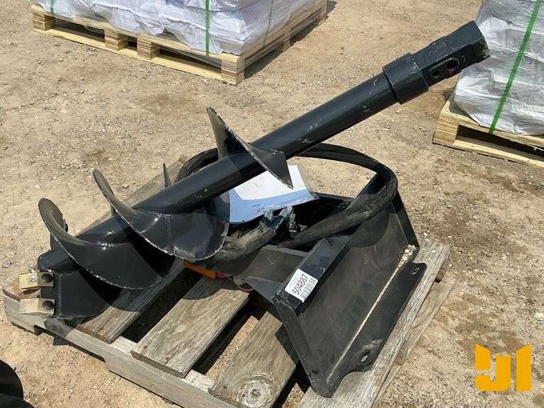 UNUSED 2025 WOLVERINE MAD-12-12D HYDRAULIC AUGER SN: ZW-01049
