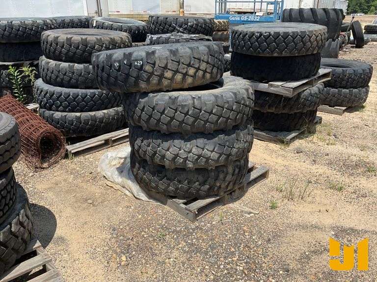 MICHELIN XML OFF ROAD 12.00R20 TIRES