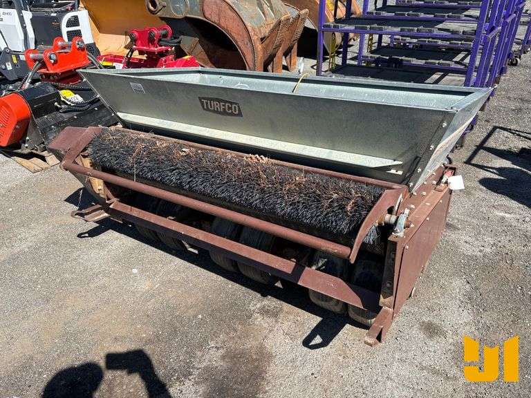 TURFCO F12D SN: 598766