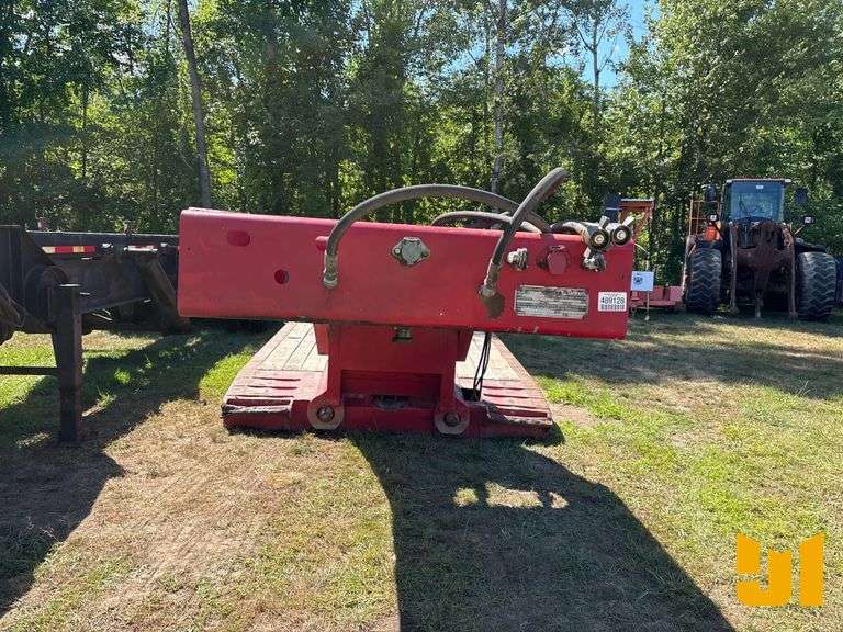 2002 TALBERT TALBERT HYDRAULIC FOLDING NECK FOLDING NECK LOWBOY TRAILER VIN: 40FSK704921021213
