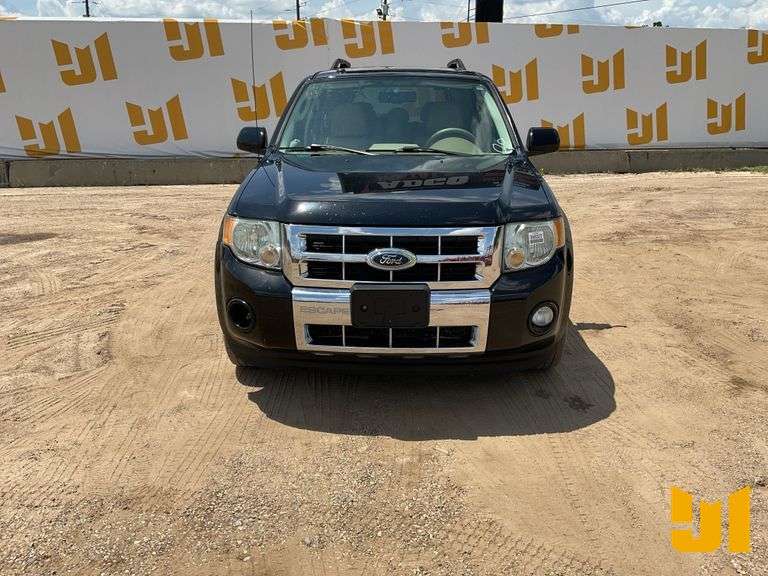 2009 FORD ESCAPE LIMITED VIN: C56400