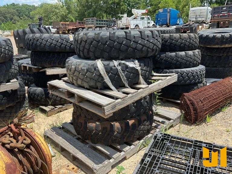 MICHELIN XML OFF ROAD 12.00R20 TIRES