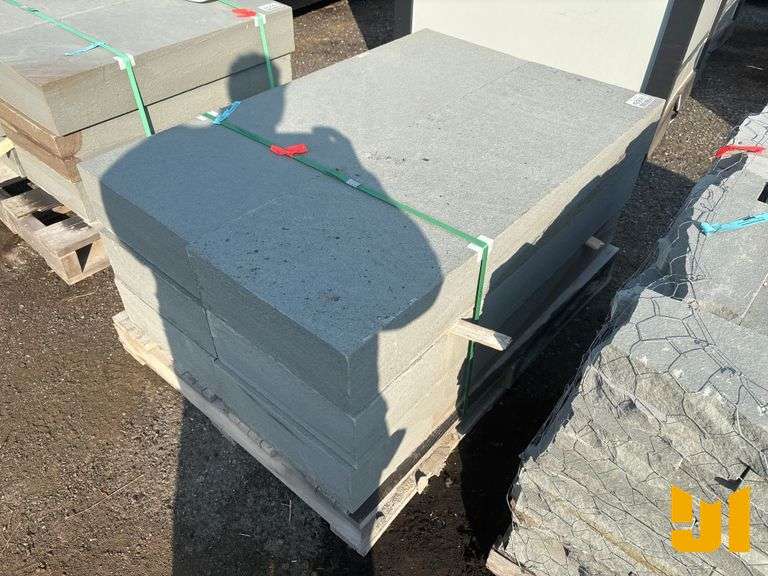 PALLET OF BLUE STONE PAVERS
