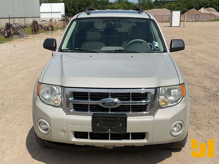2008 FORD ESCAPE XLT VIN: 1FMCU93108KD84156 4WD