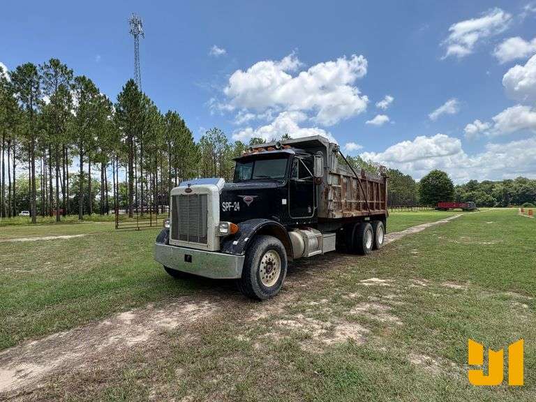 PETERBILT H400 TANDEM AXLE DUMP TRUCK VIN: 1XPCDB90NN315340