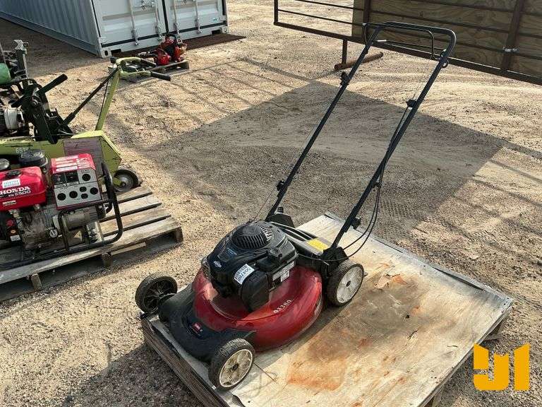 TORO 21 SELF PROPELLED  PUSH MOWER SN: 407889564