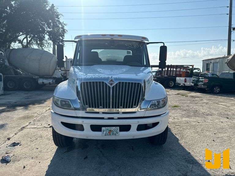 2012 INTERNATIONAL DURASTAR 4400 S/A VACUUM TRUCK VIN: 3HCMKAAN0CL652803