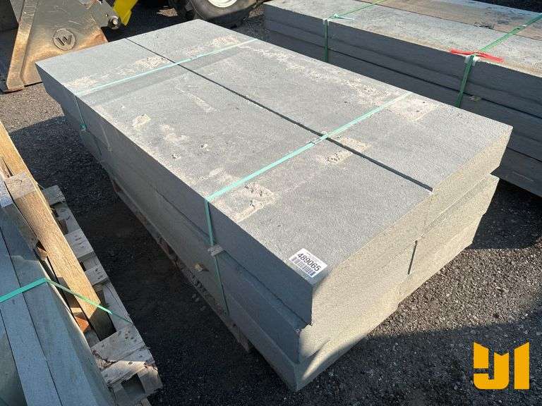 PALLET OF BLUE STONE PAVERS