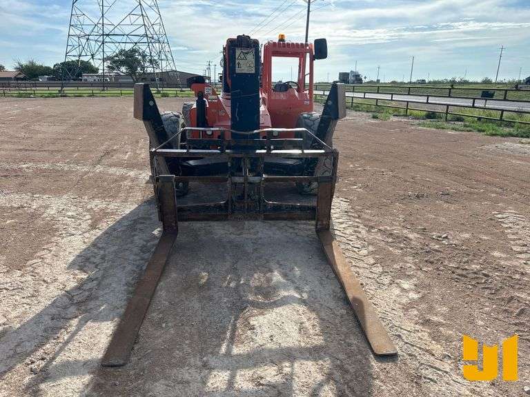 2018 JLG 10054 10000 LB TELESCOPIC FORKLIFT SN: 160091523