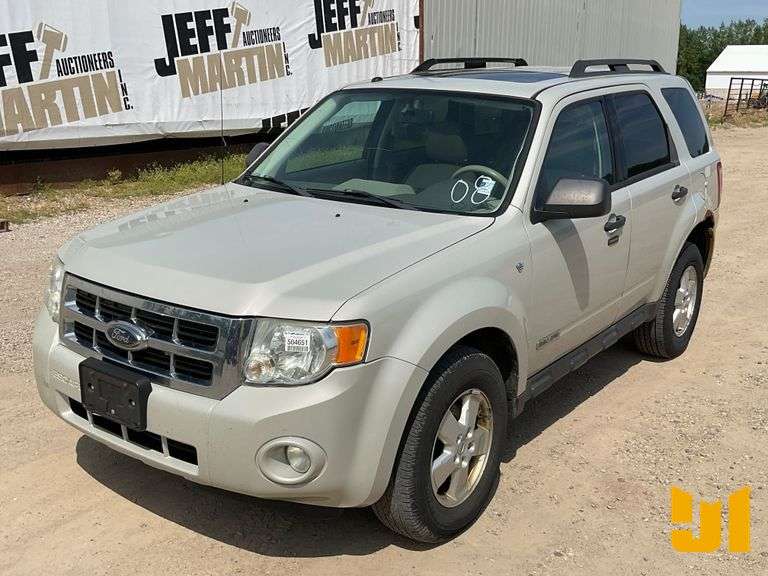 2008 FORD ESCAPE XLT VIN: 1FMCU93108KD84156 4WD
