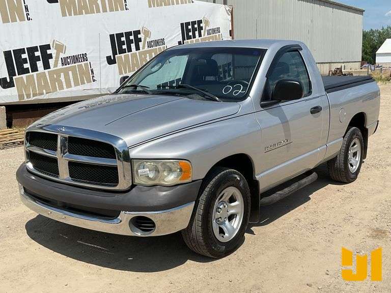 2002 DODGE RAM REGULAR CAB 4X2 PICKUP VIN: 1D7HA16KX2J181173