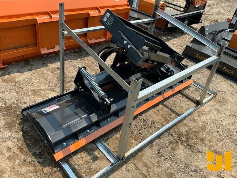 UNUSED 2025 WOLVERINE DB-15-84W HYDRAULIC TILT PLOW 84 INCH SN: ZW-00293