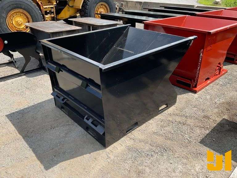 UNUSED STANDARD DUTY 1.5 CY CAPACITY DUMPING HOPPER