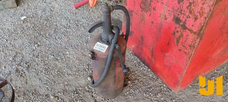ANTIQUE OIL PUMP