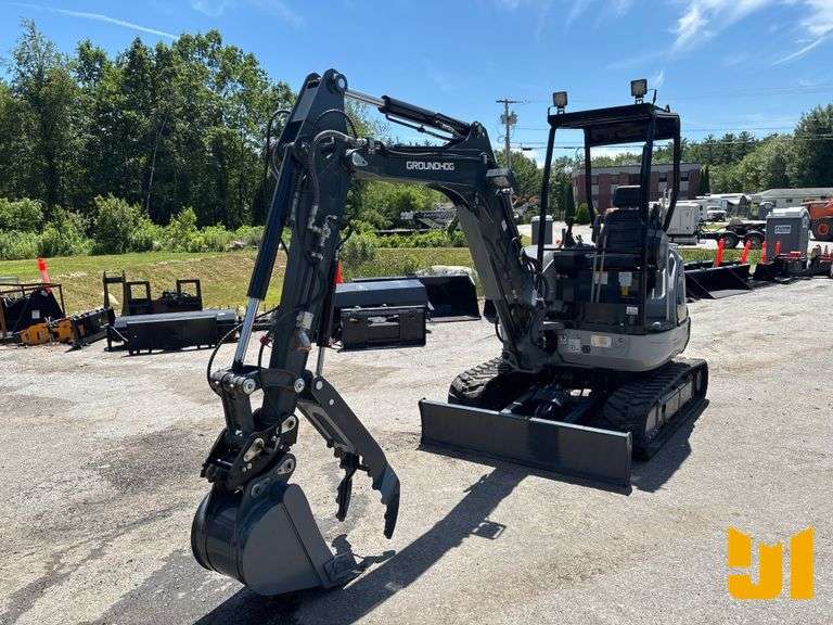 2024 GROUNDHOG ZH40D HYDRAULIC EXCAVATOR SN: 24KH40D002