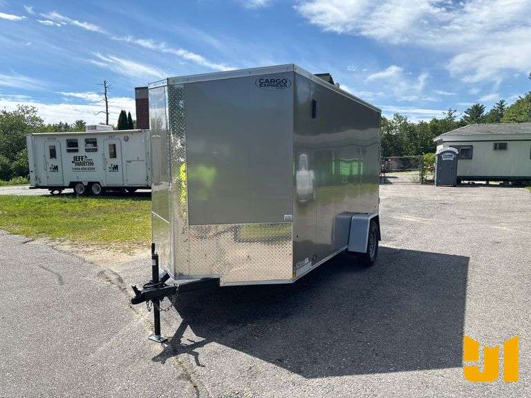 UNUSED 2024 CARGO EXPRESS TRAILERS CARGO EXPRESS TRAILERS ENCLOSED TRAILER 6'X12' VIN: 5JW7E1215RM11