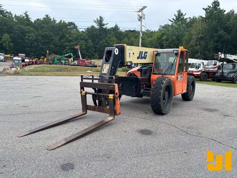 2013 JLG G9-43A 9000 LB TELESCOPIC FORKLIFT SN: 0160052203