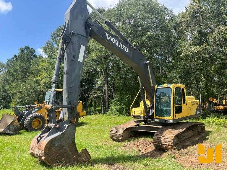 2004 VOLVO EC240B LC HYDRAULIC EXCAVATOR SN: EC240V11384