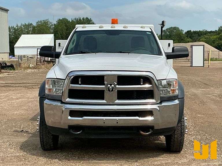 2015 RAM 5500 S/A MECHANICS TRUCK VIN: 3C7WRMBL2FG567249
