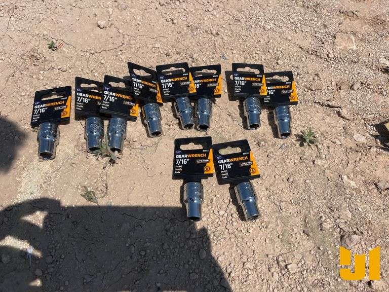 QTY OF 10 UNUSED GEARWRENCH 7/16 IN. SOCKETS